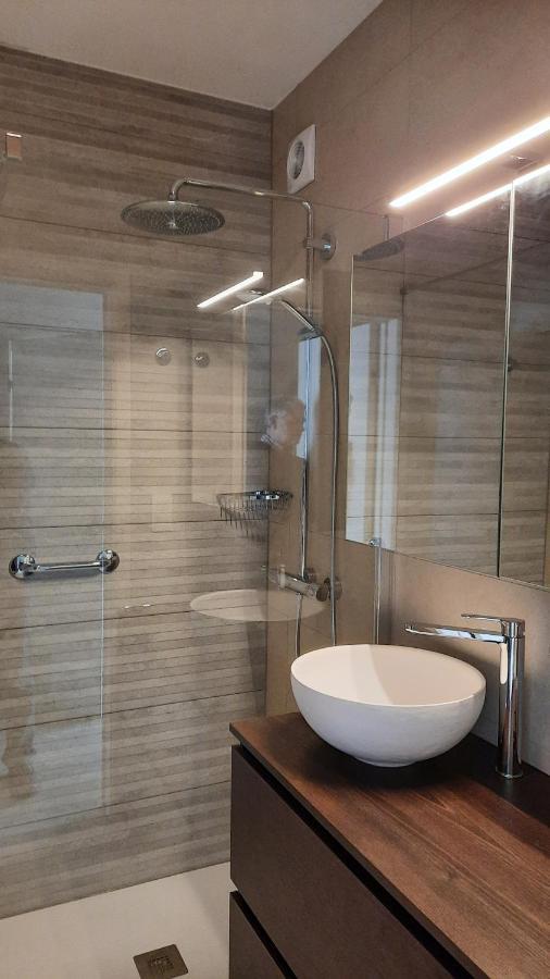 Zonnig En Gezellig Appartement Met Zijdelings Zeezicht En Zwembad In コクセッド エクステリア 写真